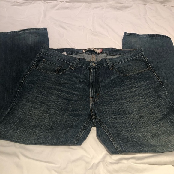 Levi’s Jeans 559 size34/30 medium wash - Picture 8 of 10